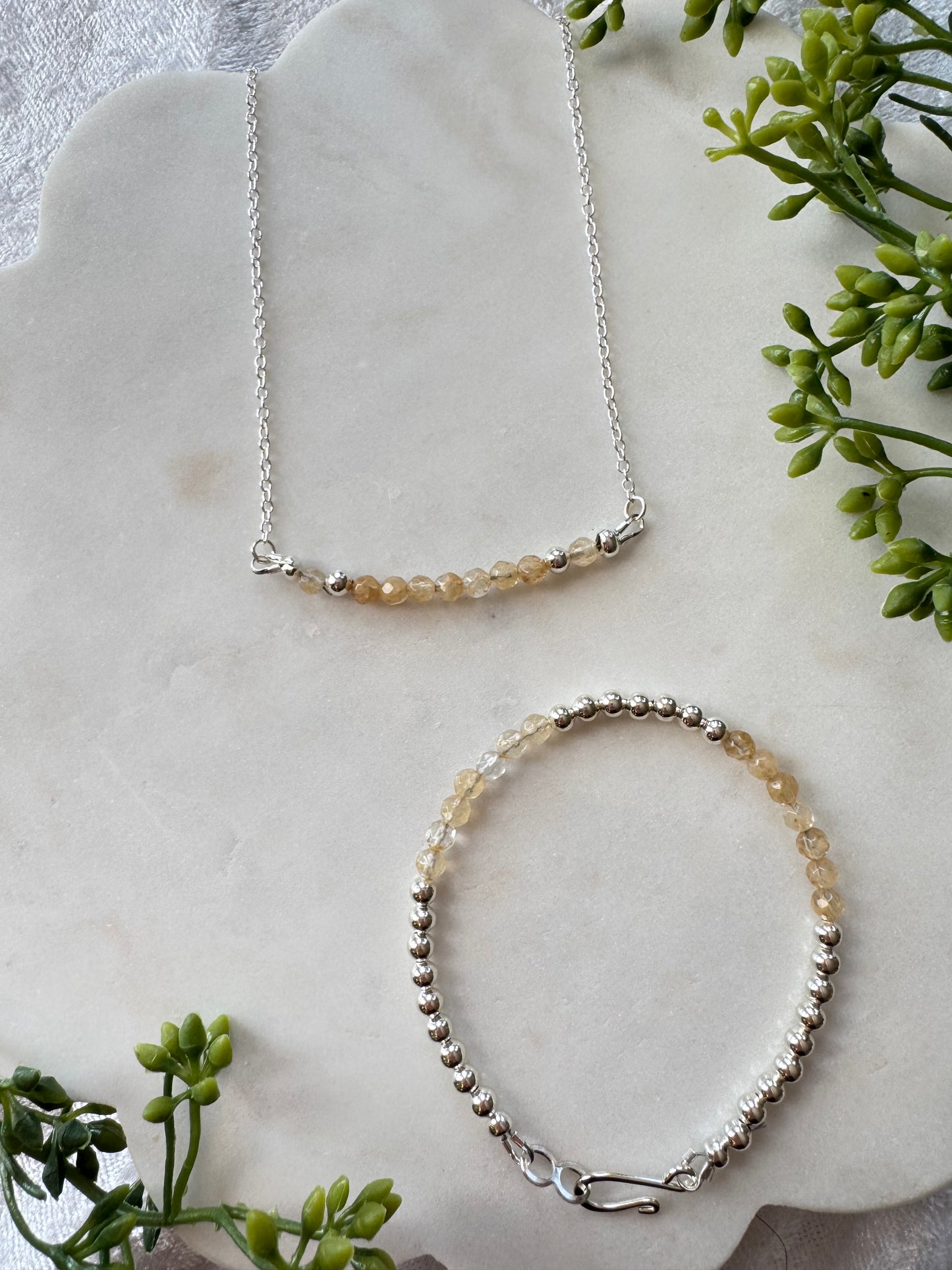 Coastal Desert - Champagne Quartz Necklace 16"